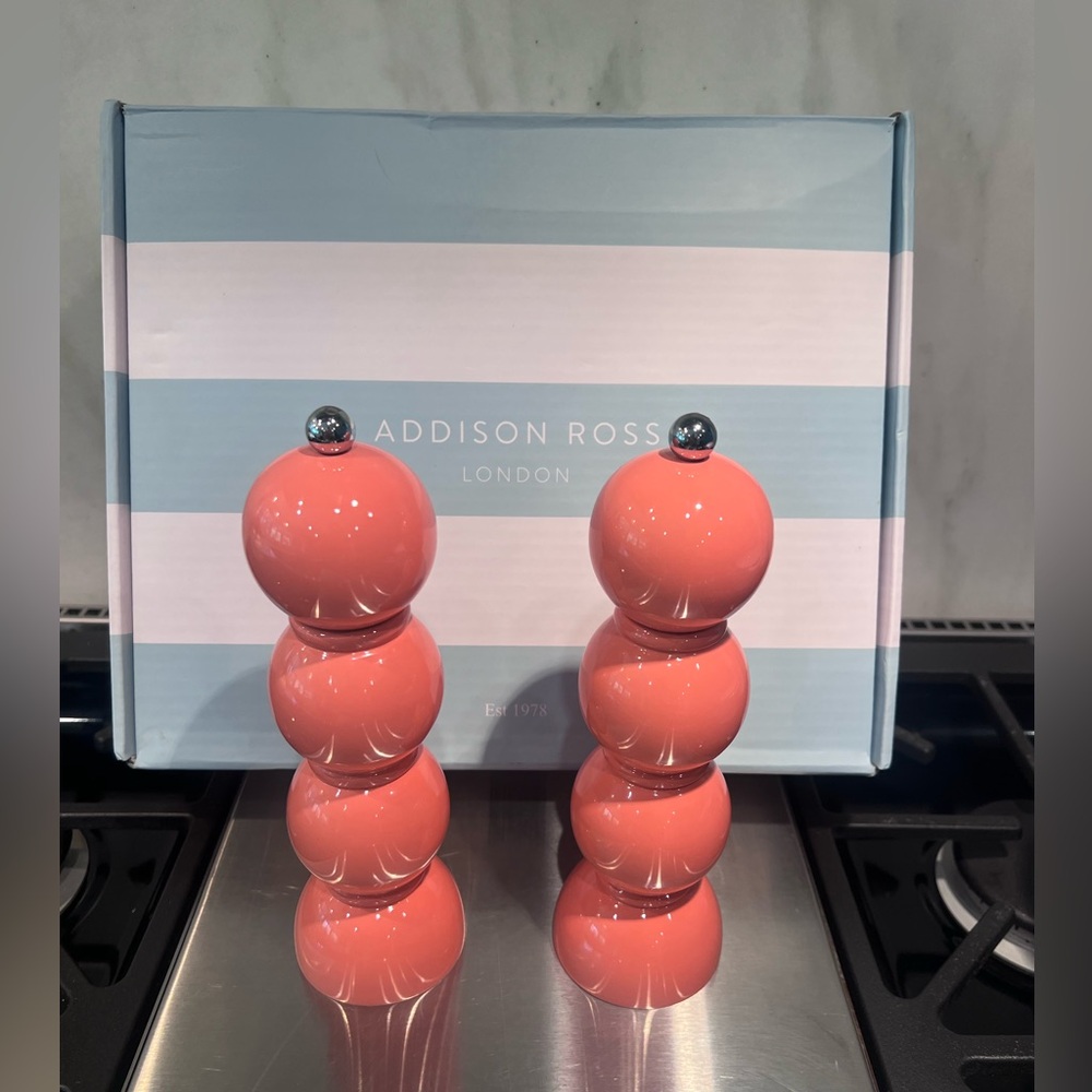 NWT - Addison Ross Bobbin Salt and Pepper Shakers